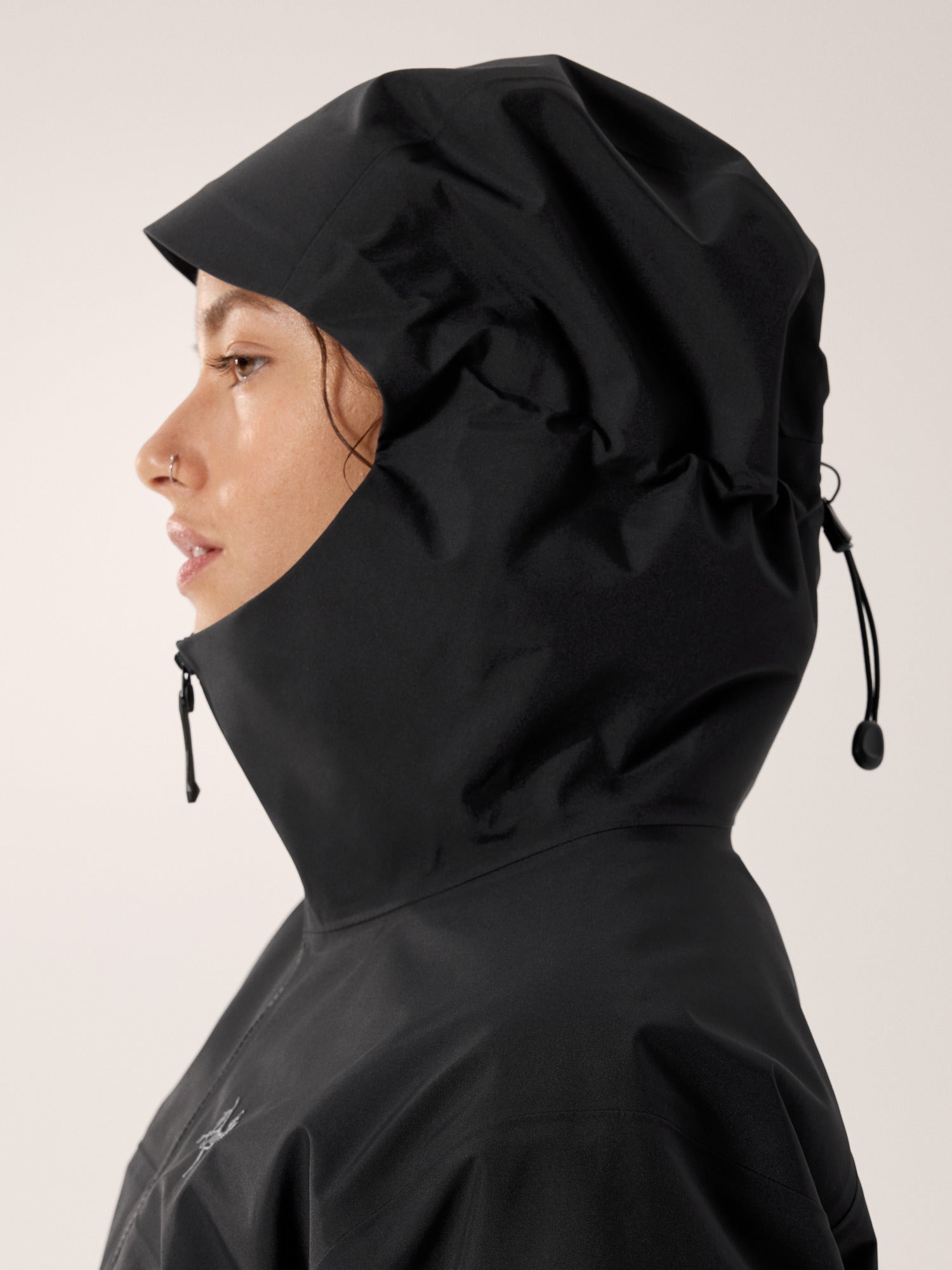 Beta Jacket 防水硬殼外套 女款