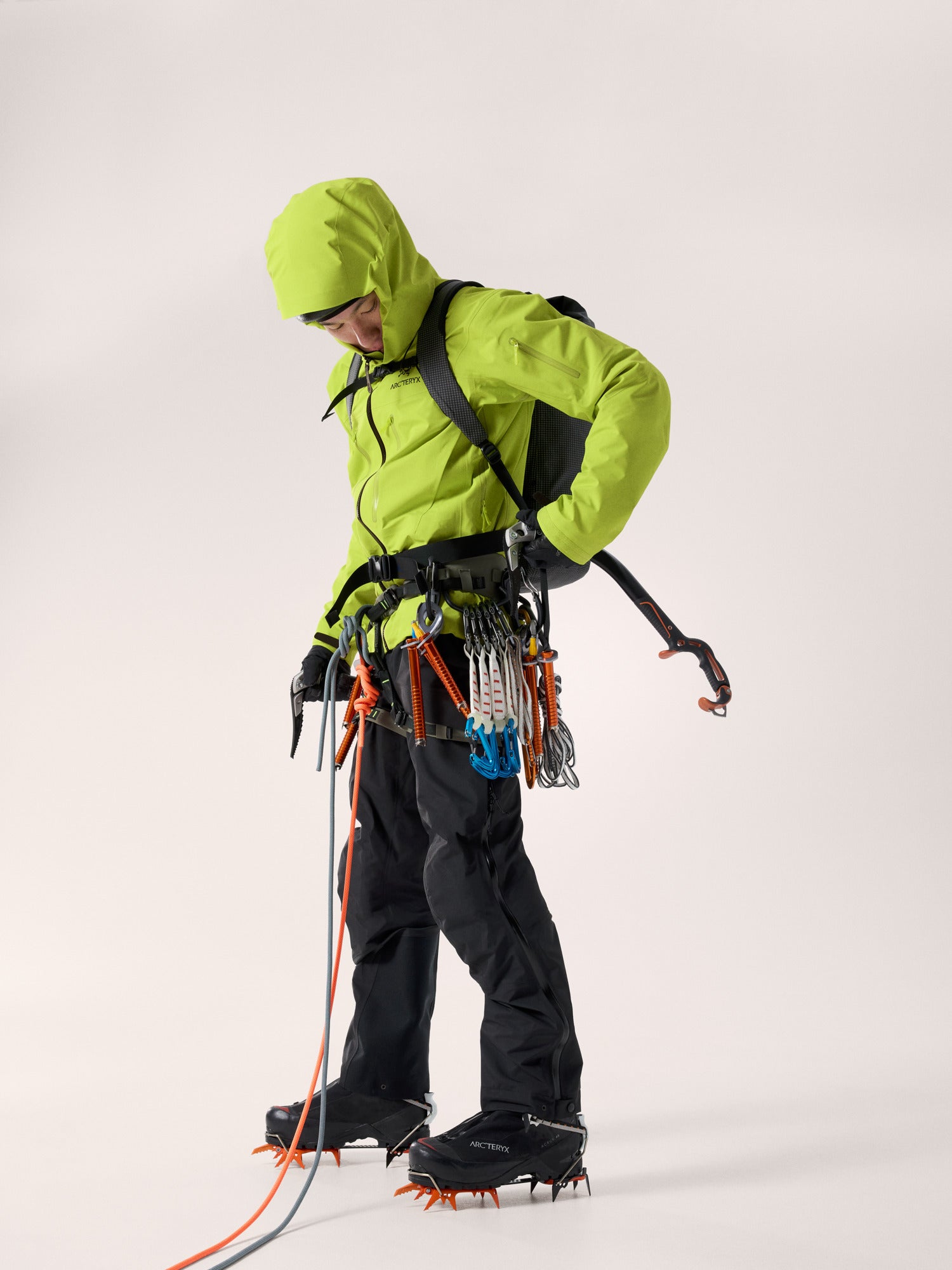 Alpha SV Jacket 防水硬殼外套 男款