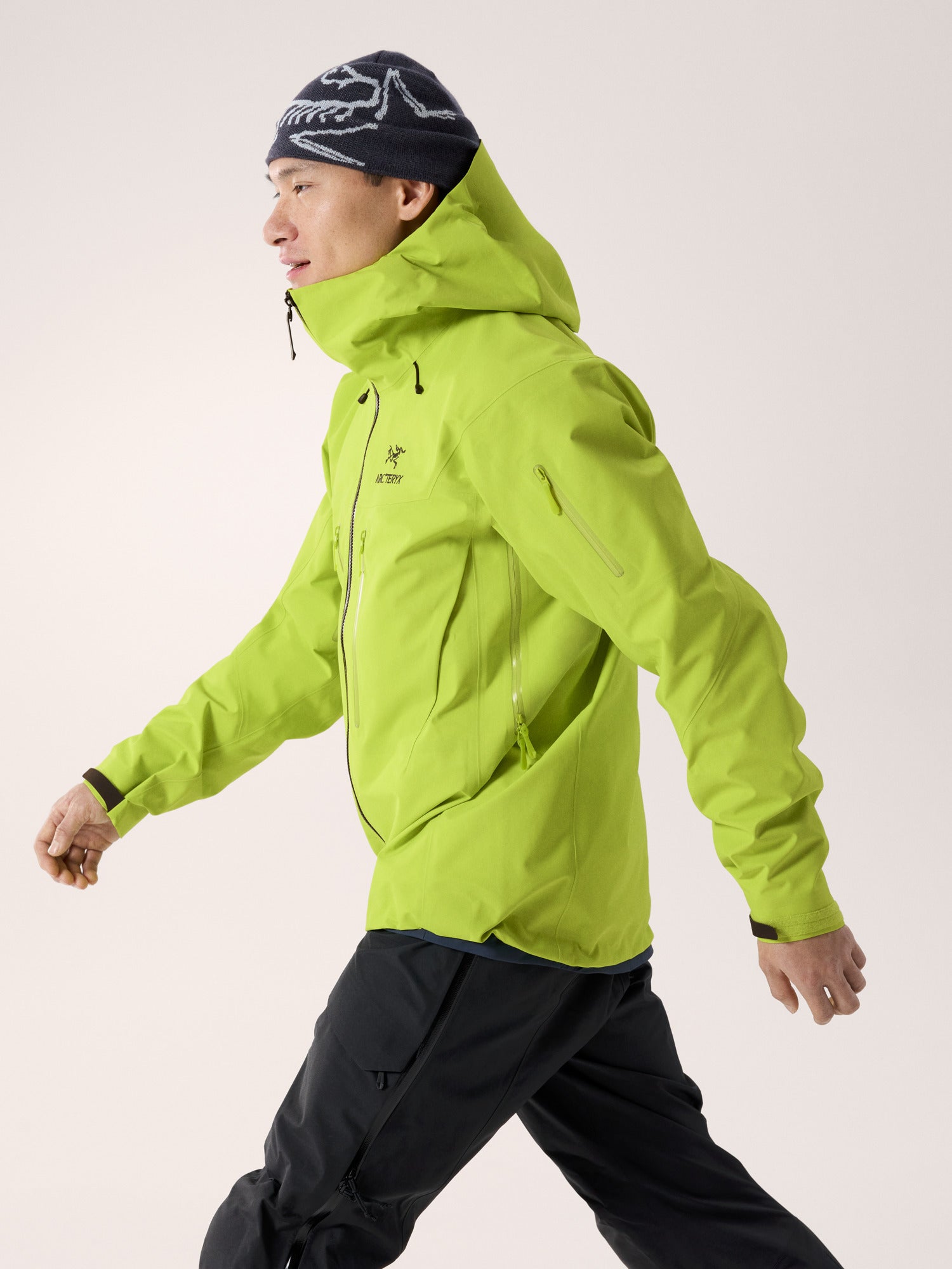 Alpha SV Jacket 防水硬殼外套 男款
