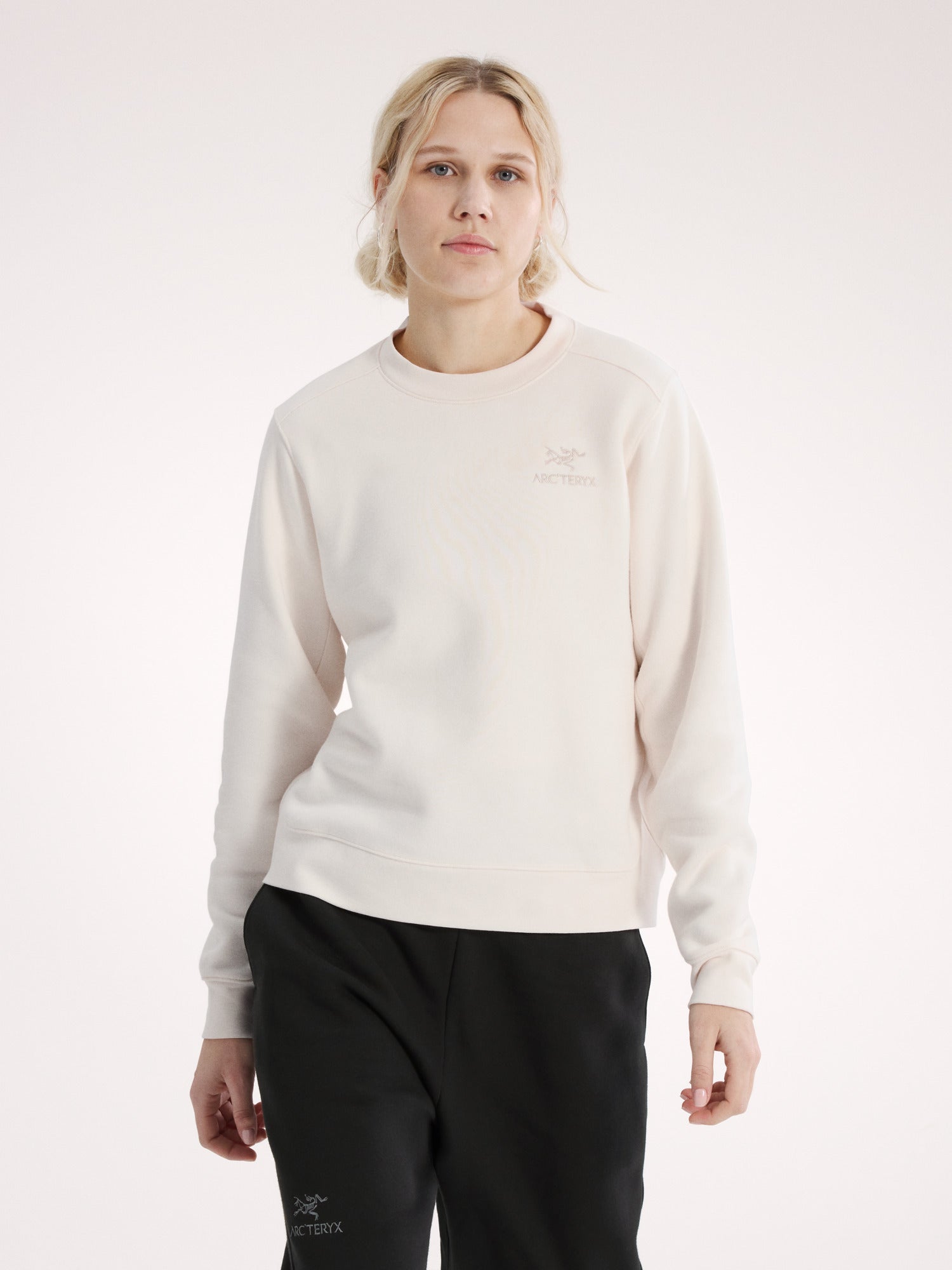 Emblem Fleece Crew 抓絨衫 女款
