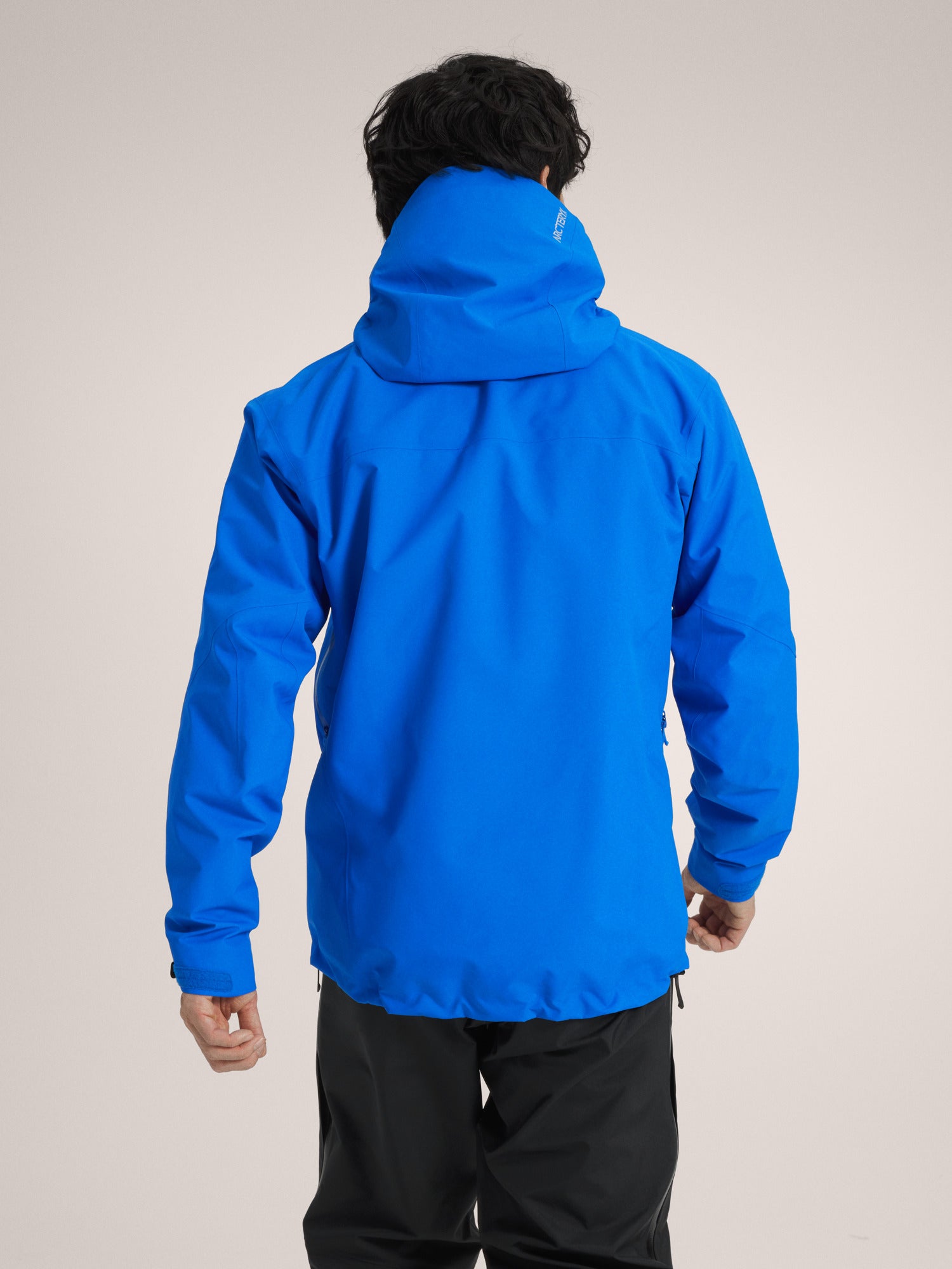 Beta SV Jacket 防水硬殼外套 男款