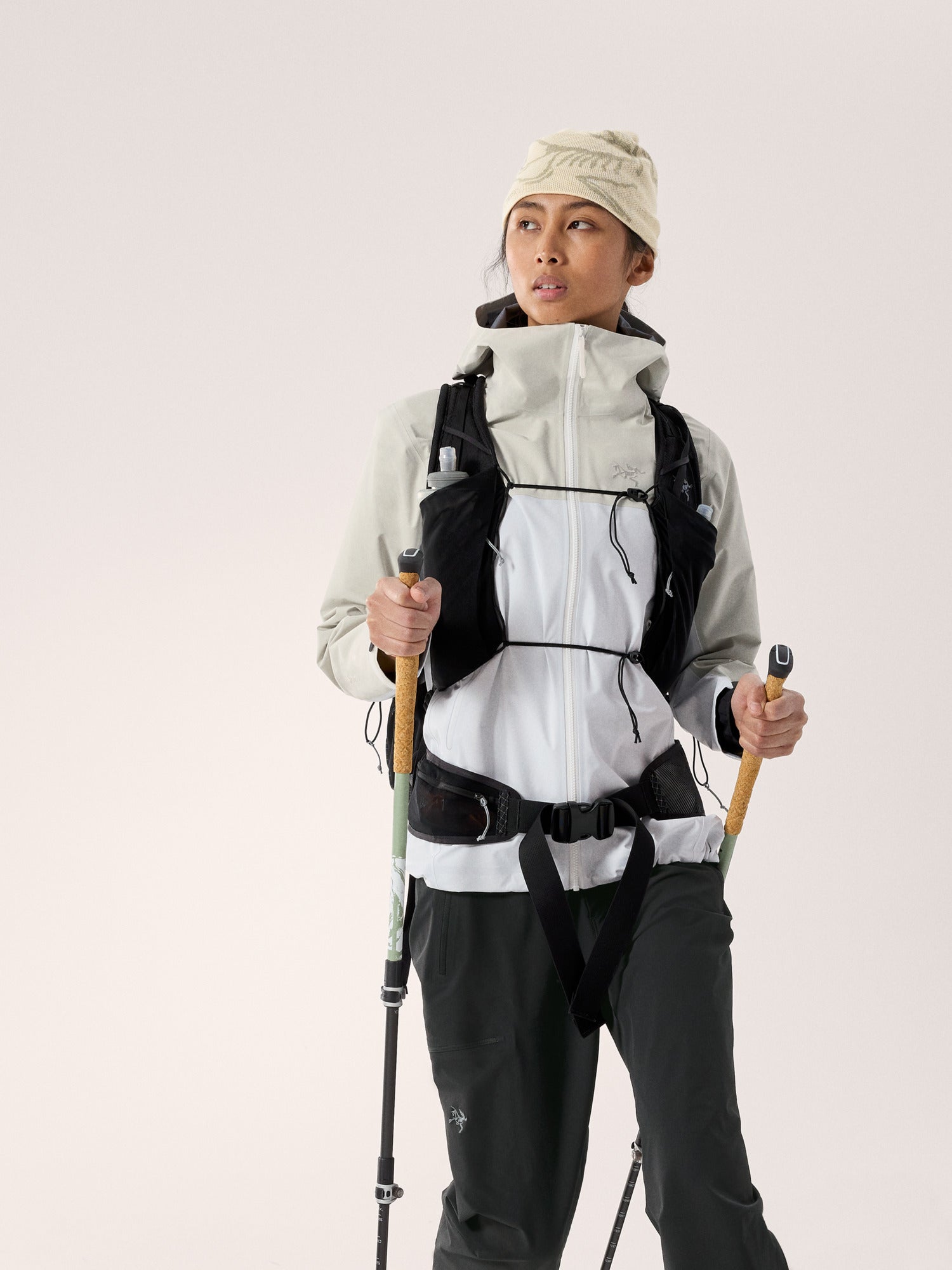 Beta Jacket 防水硬殼外套 女款