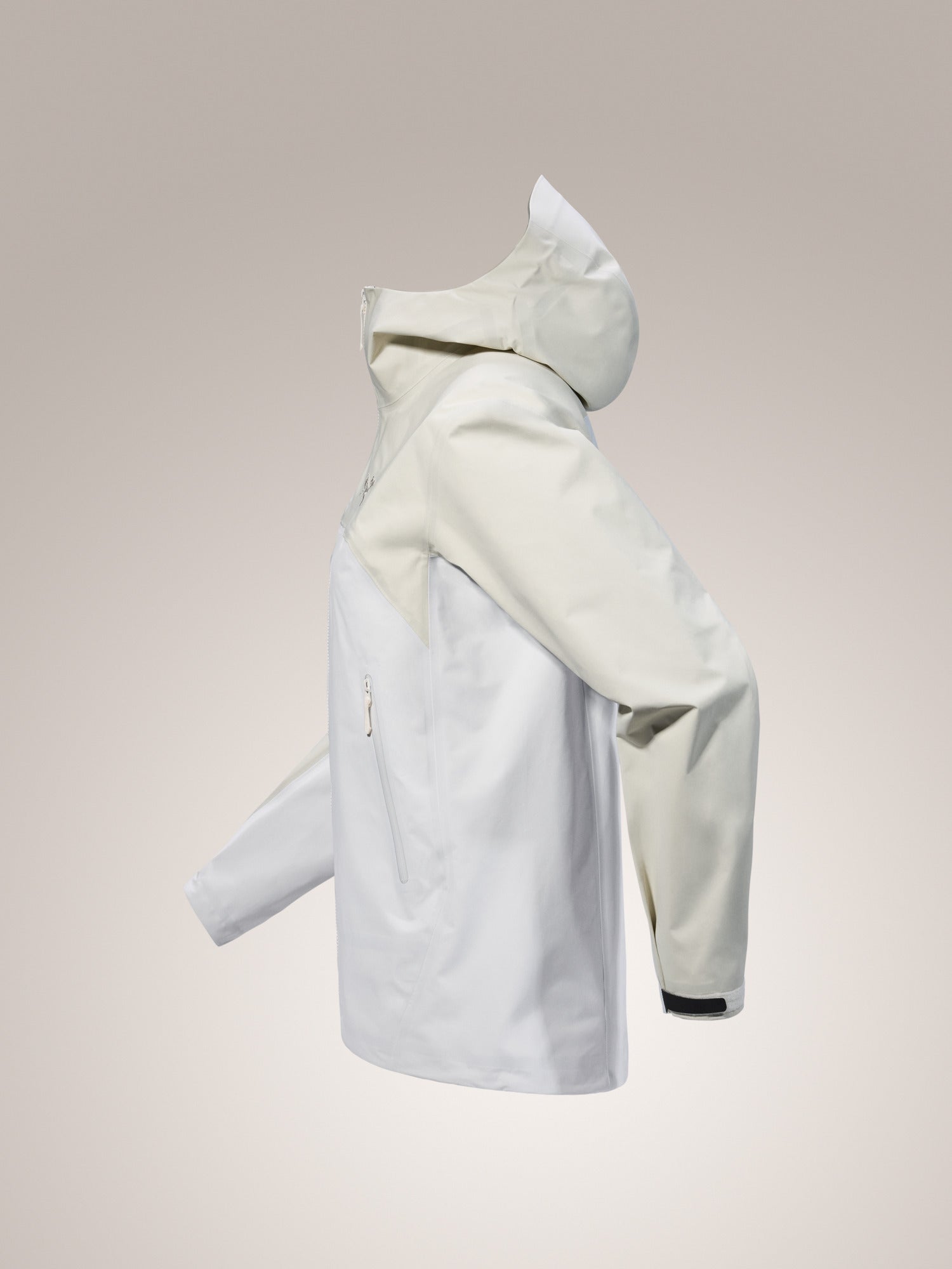 Beta Jacket 防水硬殼外套 女款