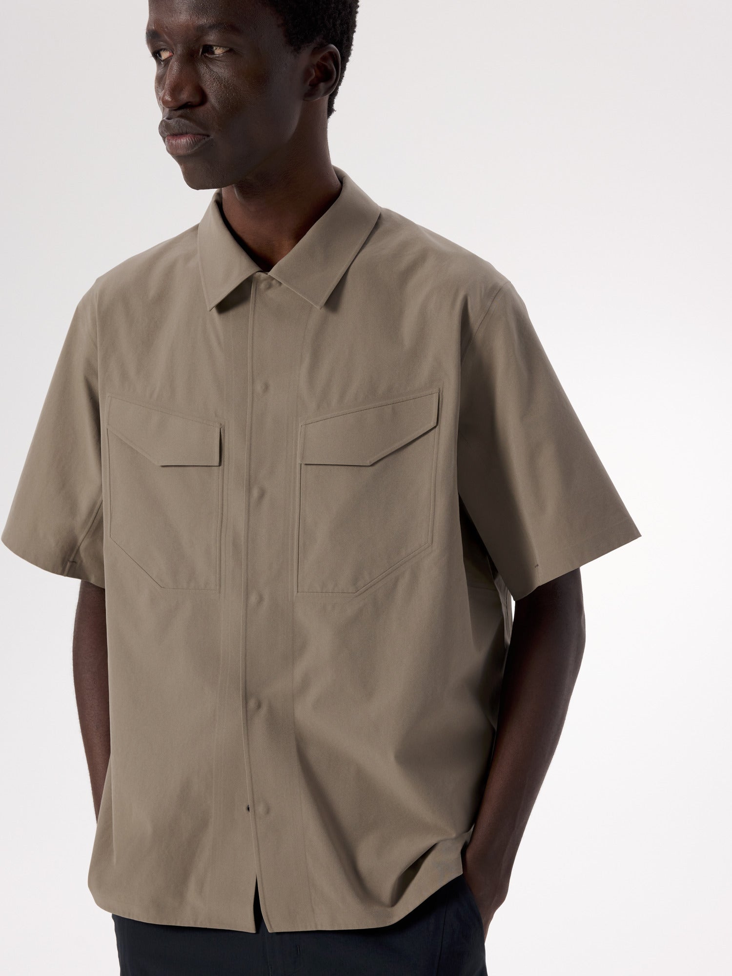 Field SS Shirt 短袖襯衫 男款