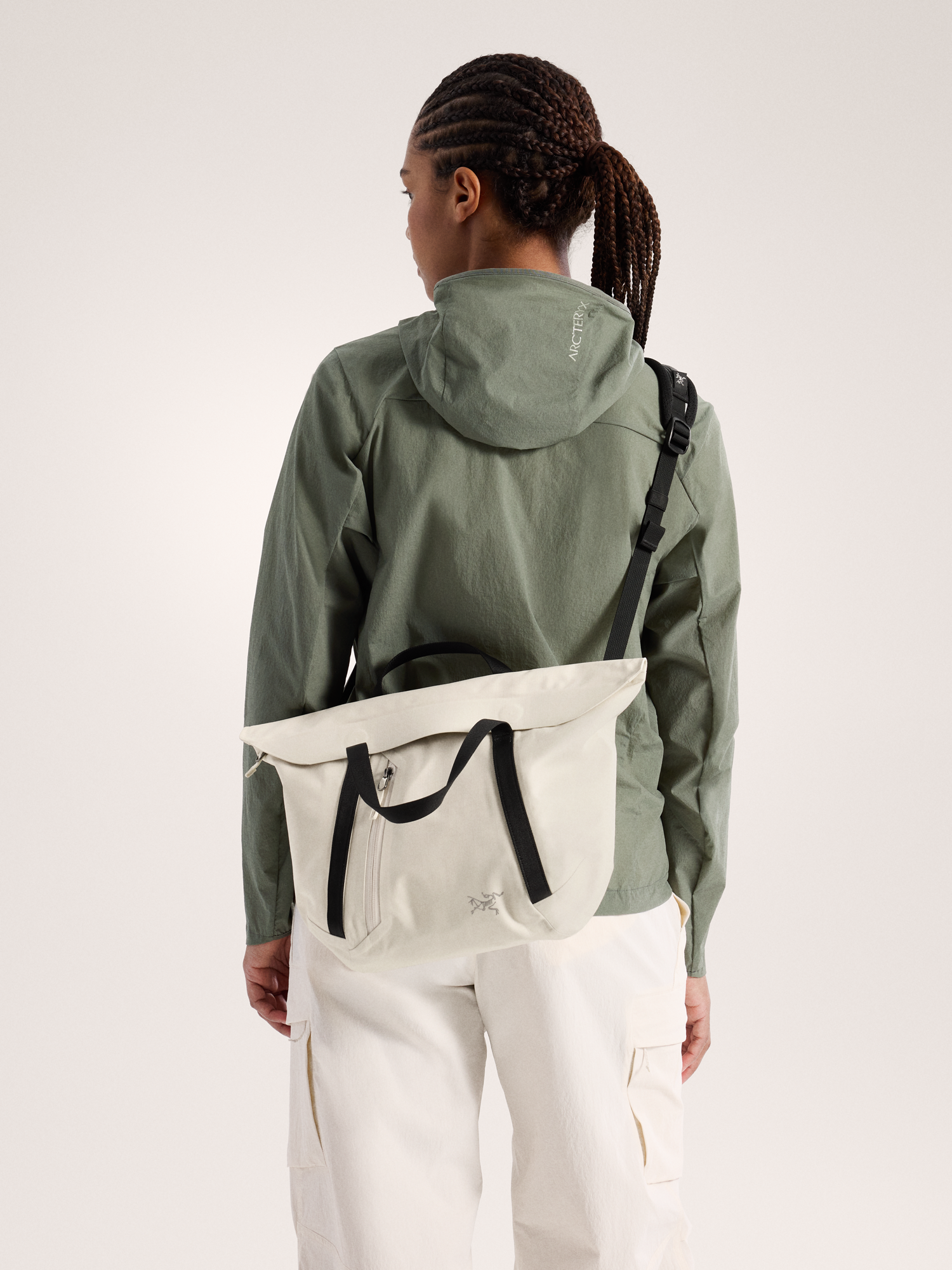 Granville Shoulder Bag 背包