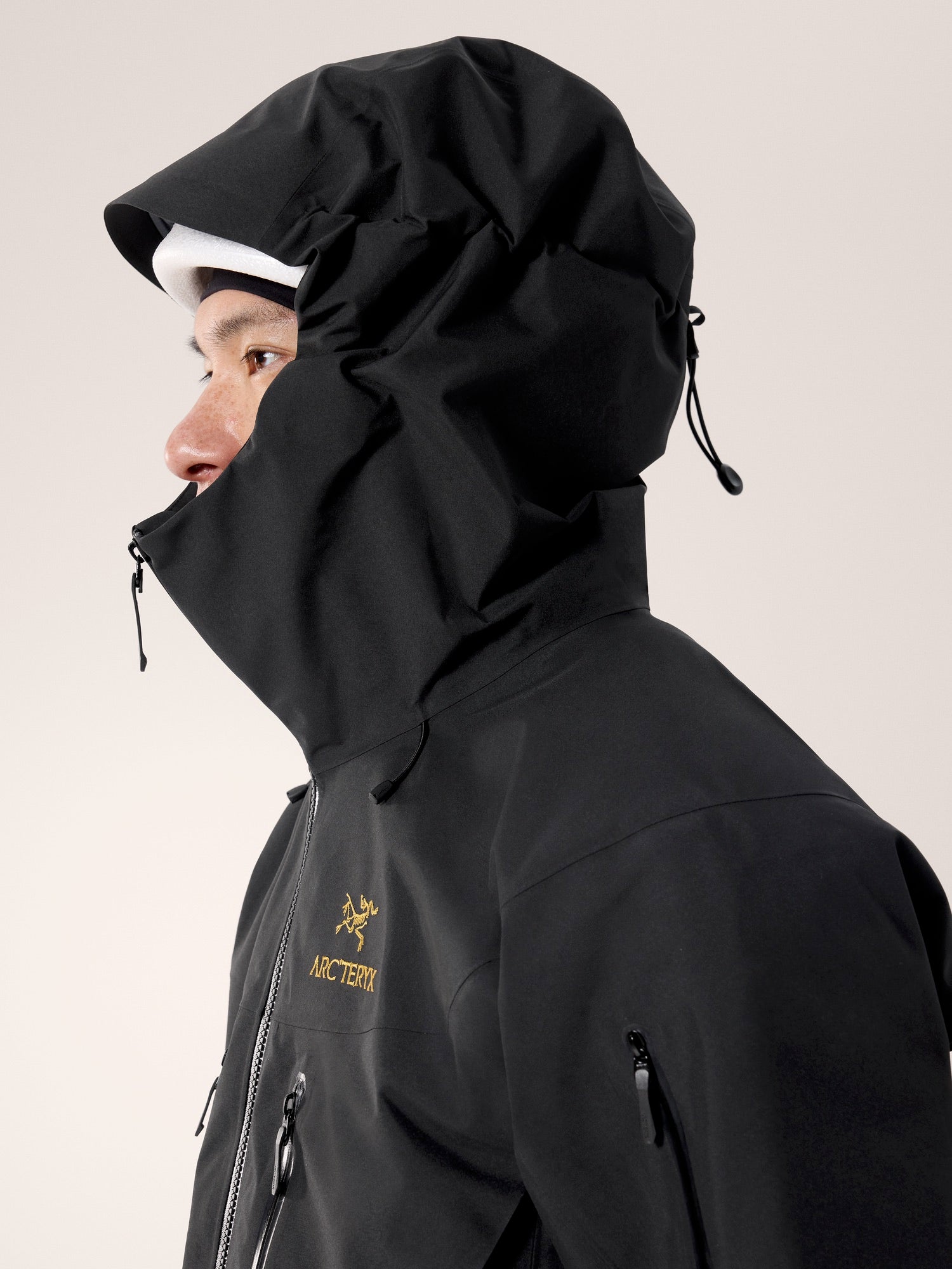 Alpha SV Jacket 防水硬殼外套 男款