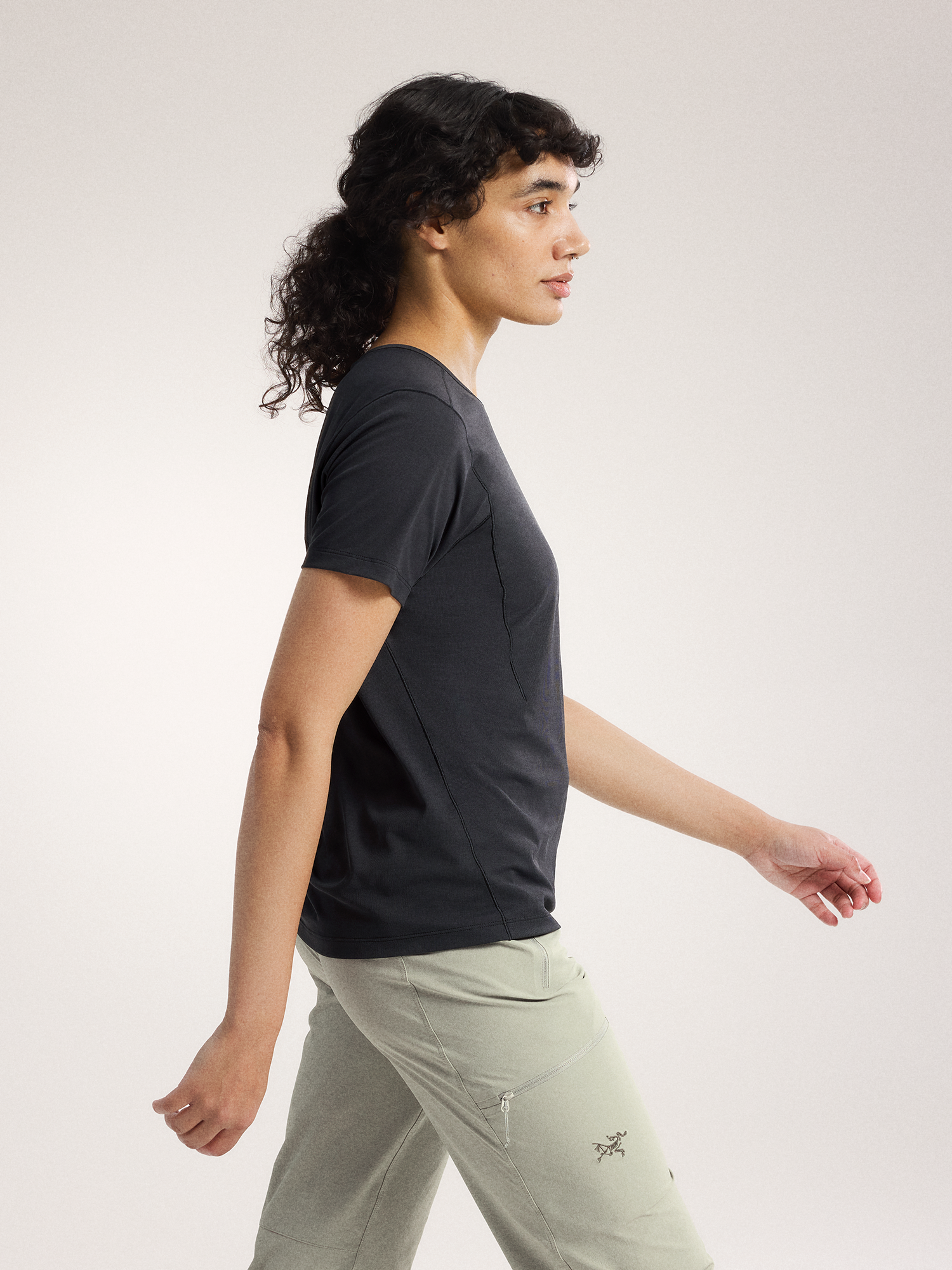 Sunna Crew SS Tee 短袖 女款