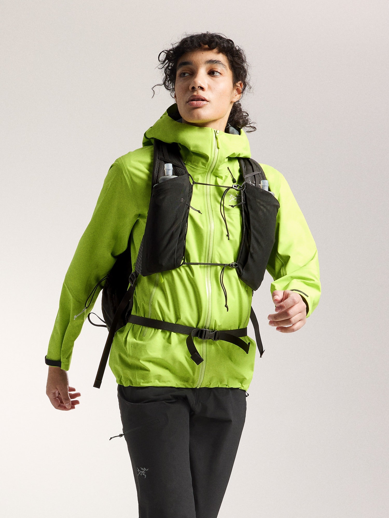 Beta SL Jacket 防水硬殼外套 女款