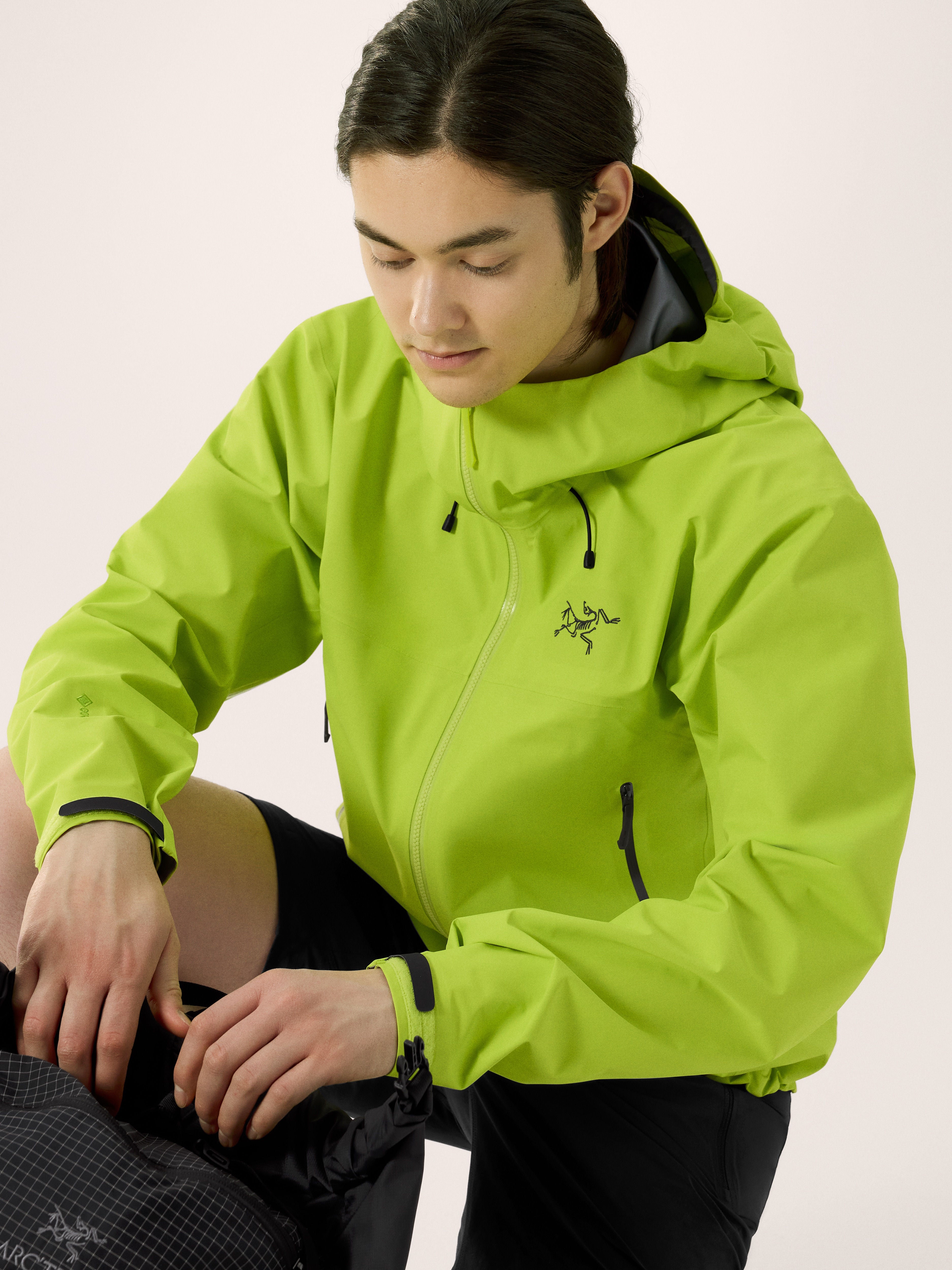 Beta SL Jacket 防水硬殼外套 男款