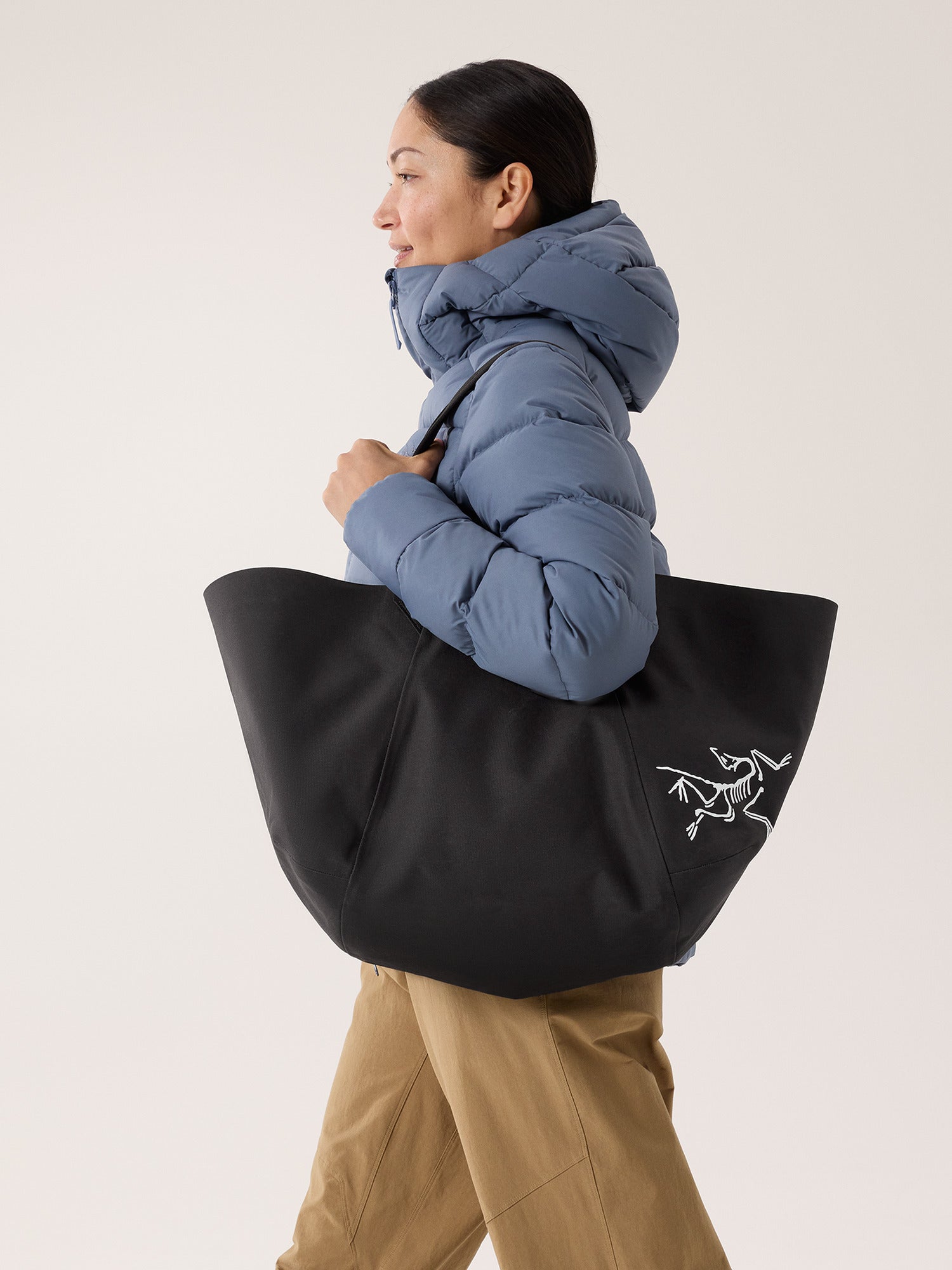 Carrier 45 Gear Tote背包