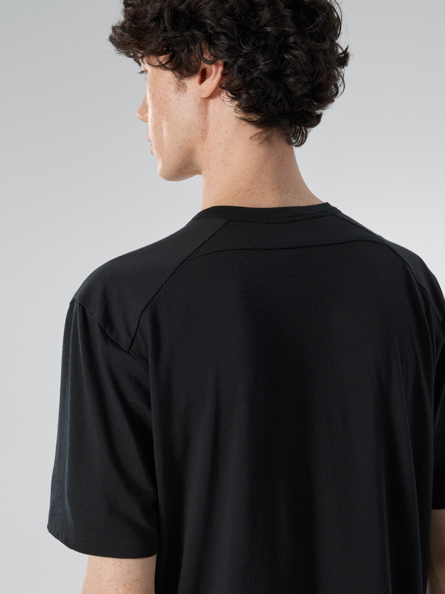 Veilance Frame SS Tee Shirt  短袖 男款