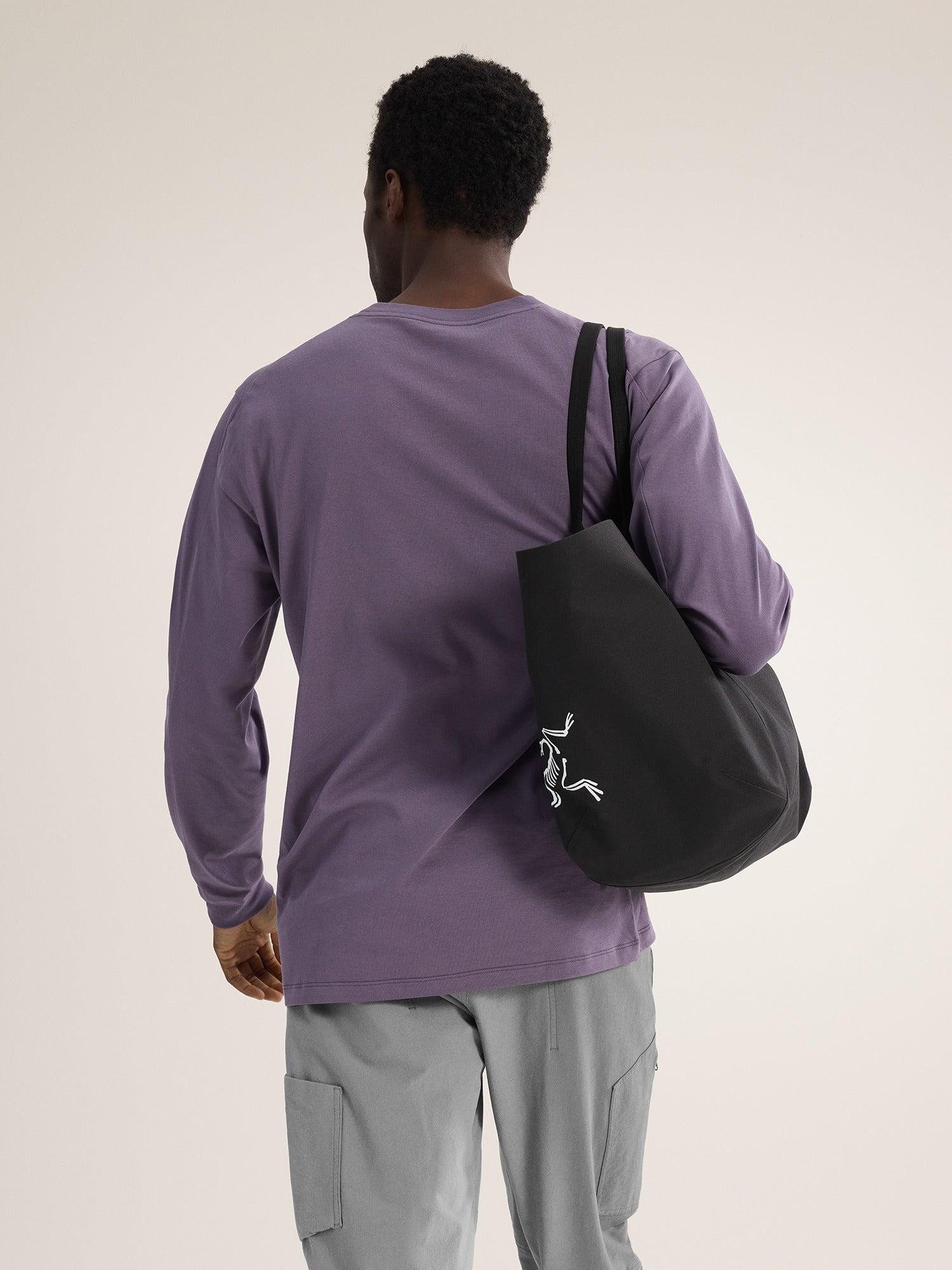 Carrier 45 Gear Tote背包