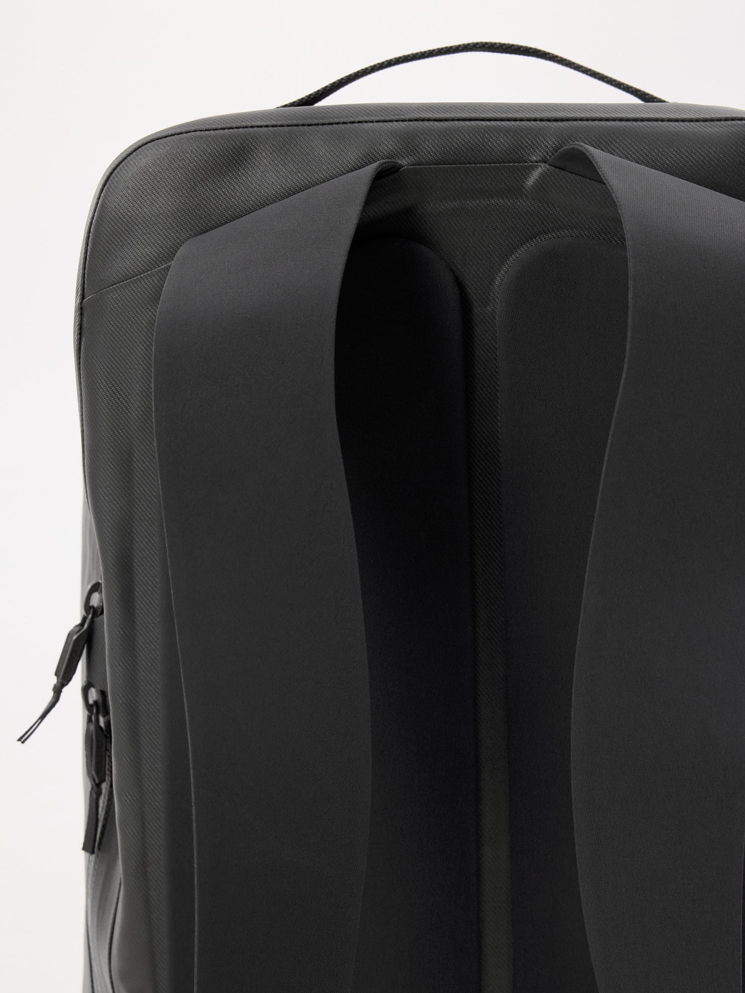 Anodic Backpack 後背包