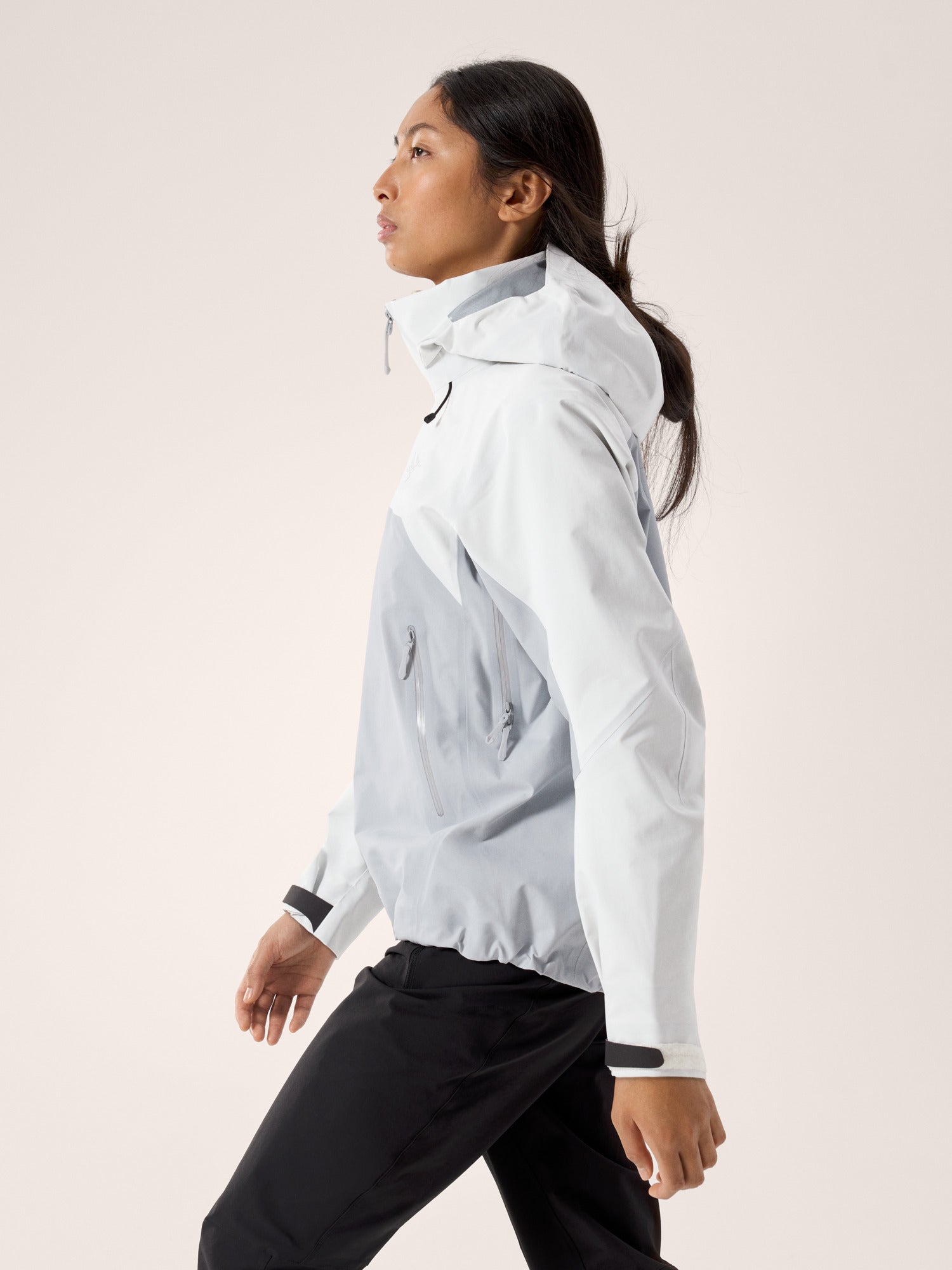 Beta AR Jacket 衝鋒衣外套 女款