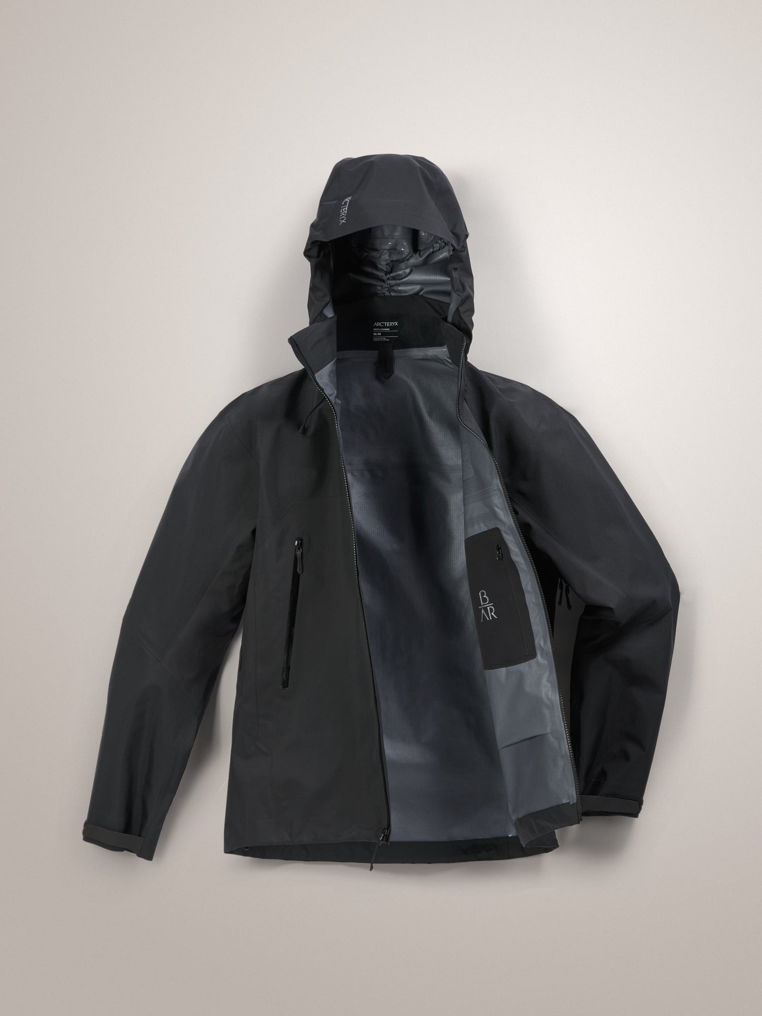Beta AR Jacket 防水硬殼外套 男款