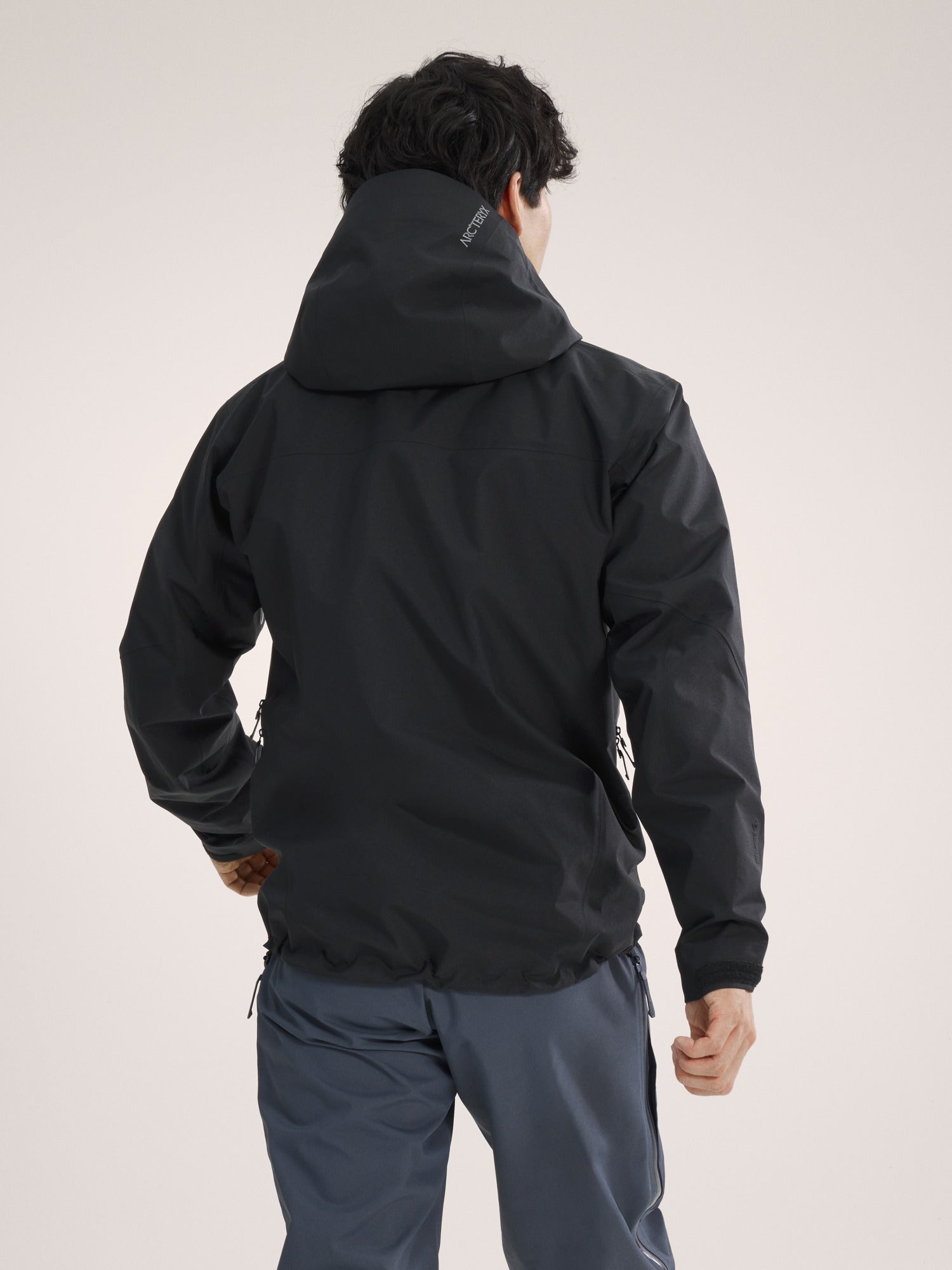 Beta SV Jacket 防水硬殼外套 男款
