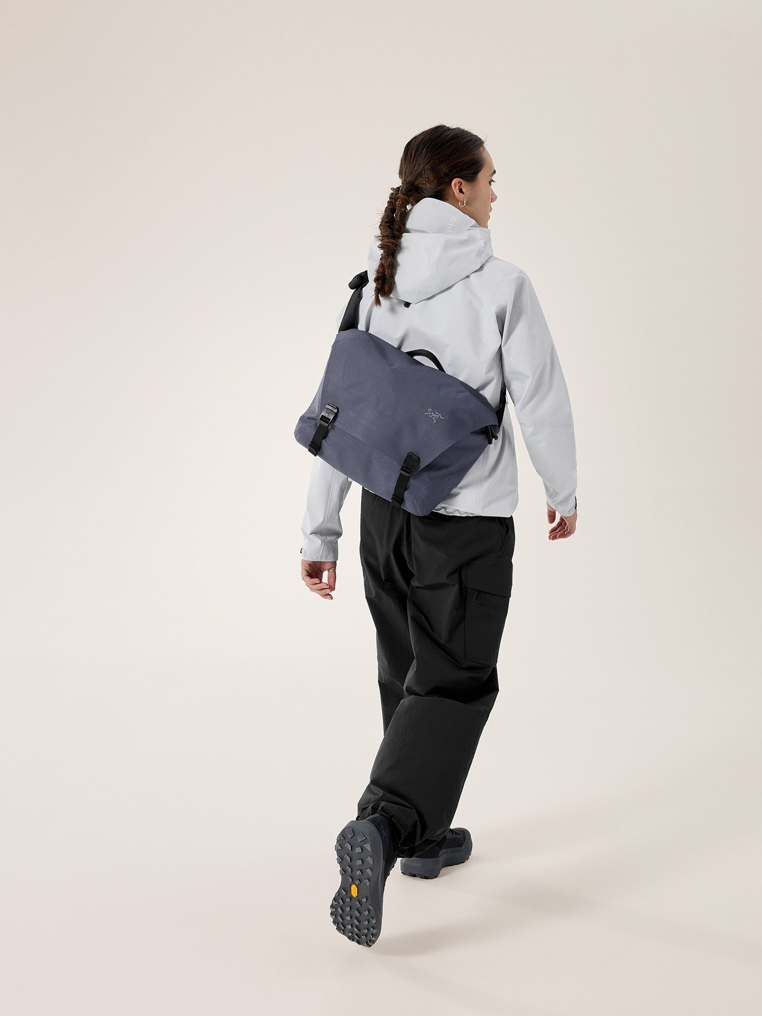 Granville 10 Courier Bag 背包