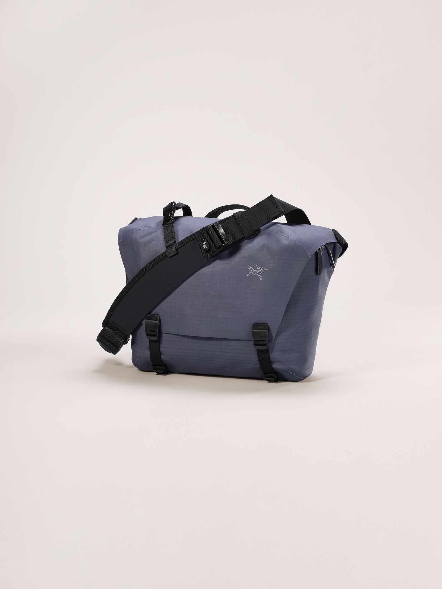 Granville 10 Courier Bag 背包