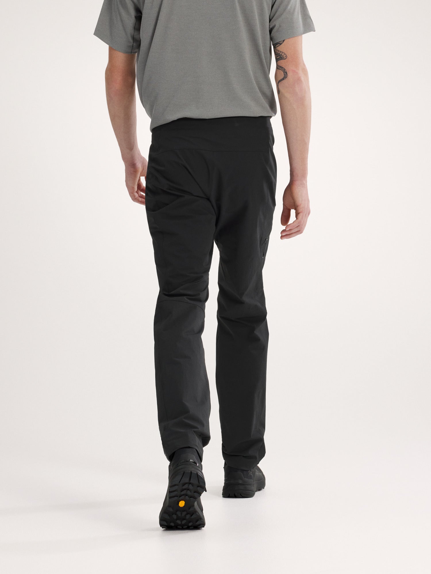 Gamma Pant 長褲 男款