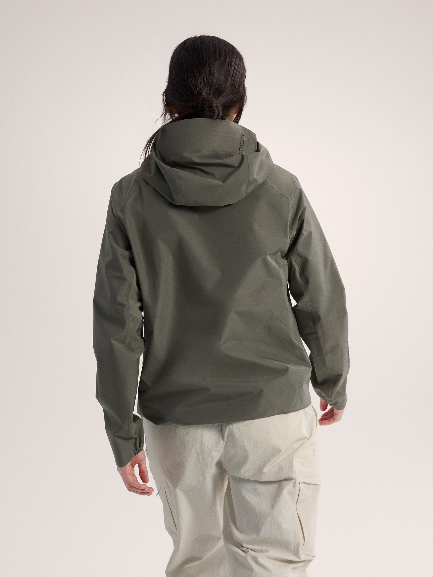 Solano Hoody 防風連帽外套 女款