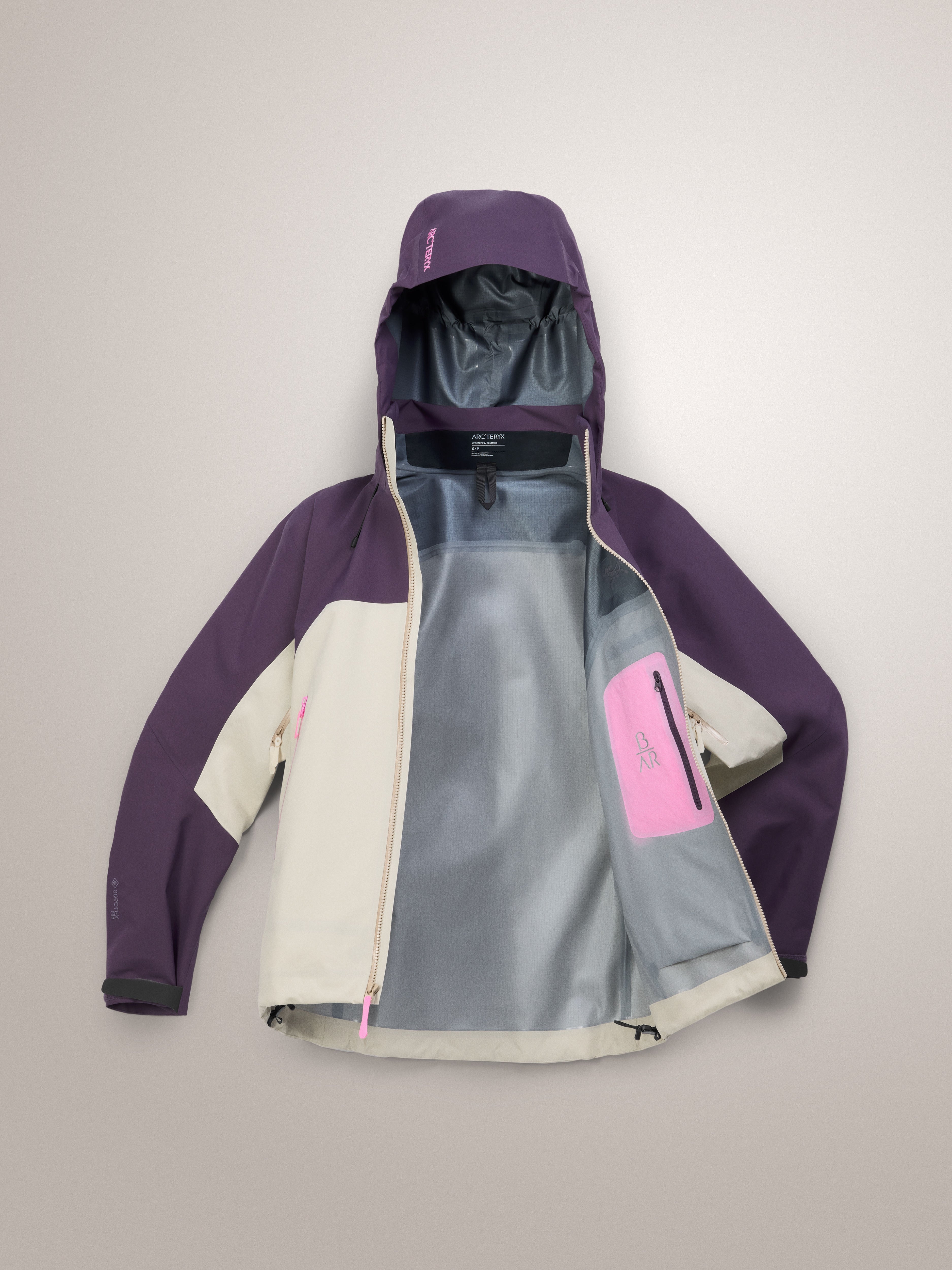 Beta AR Jacket 防水硬殼外套 女款