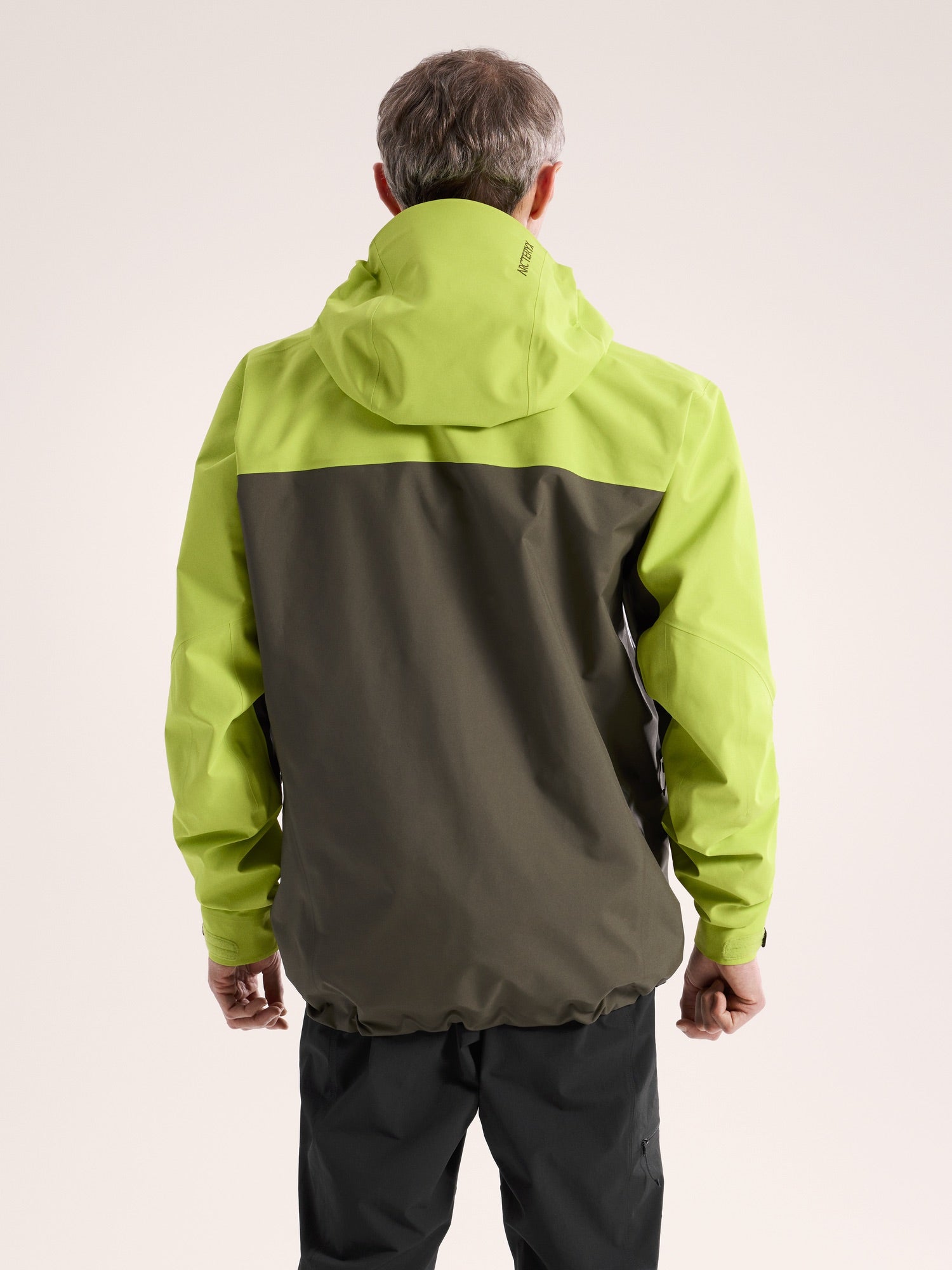 Beta AR Jacket 防水硬殼外套 男款