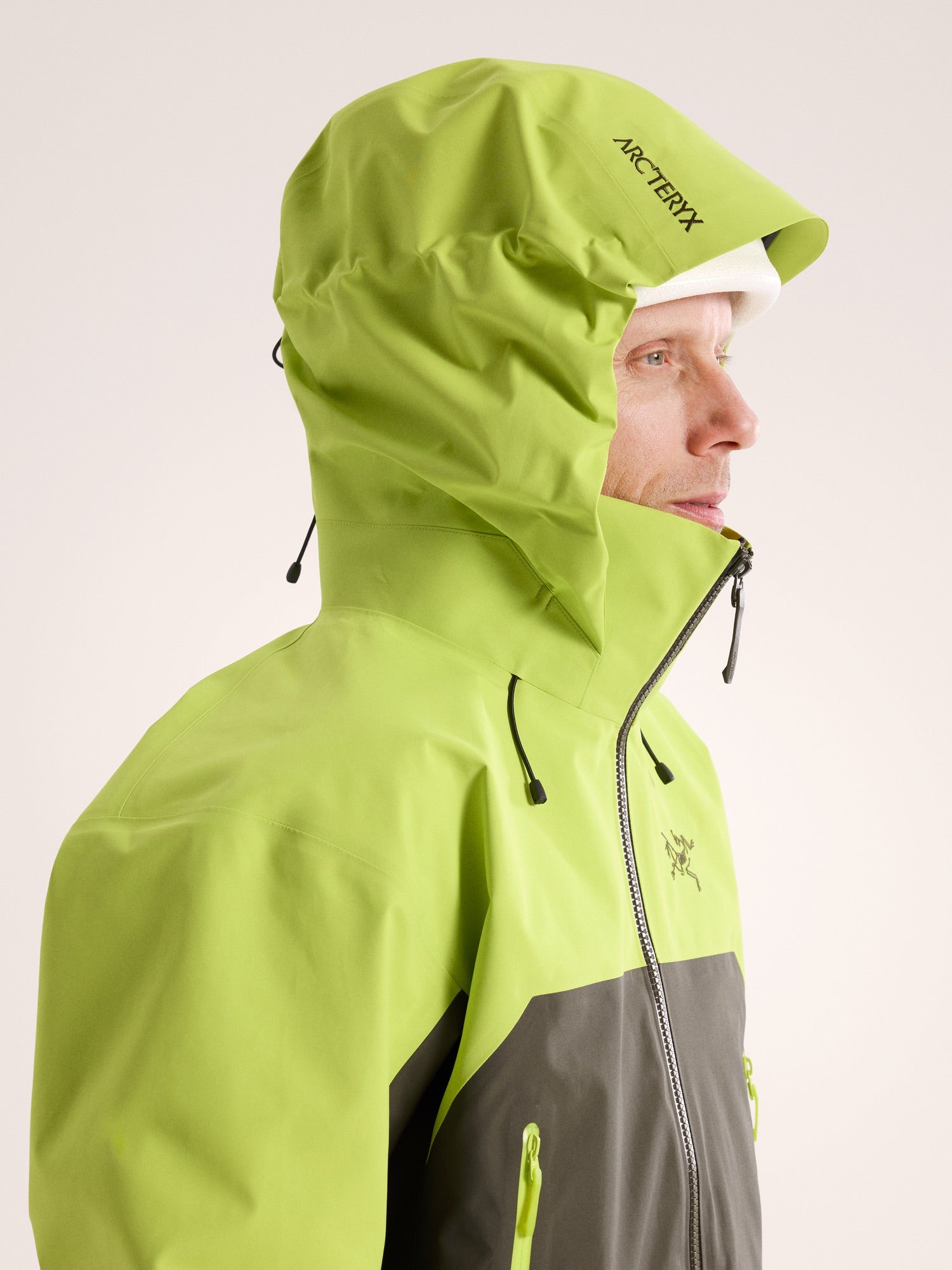 Beta AR Jacket 防水硬殼外套 男款