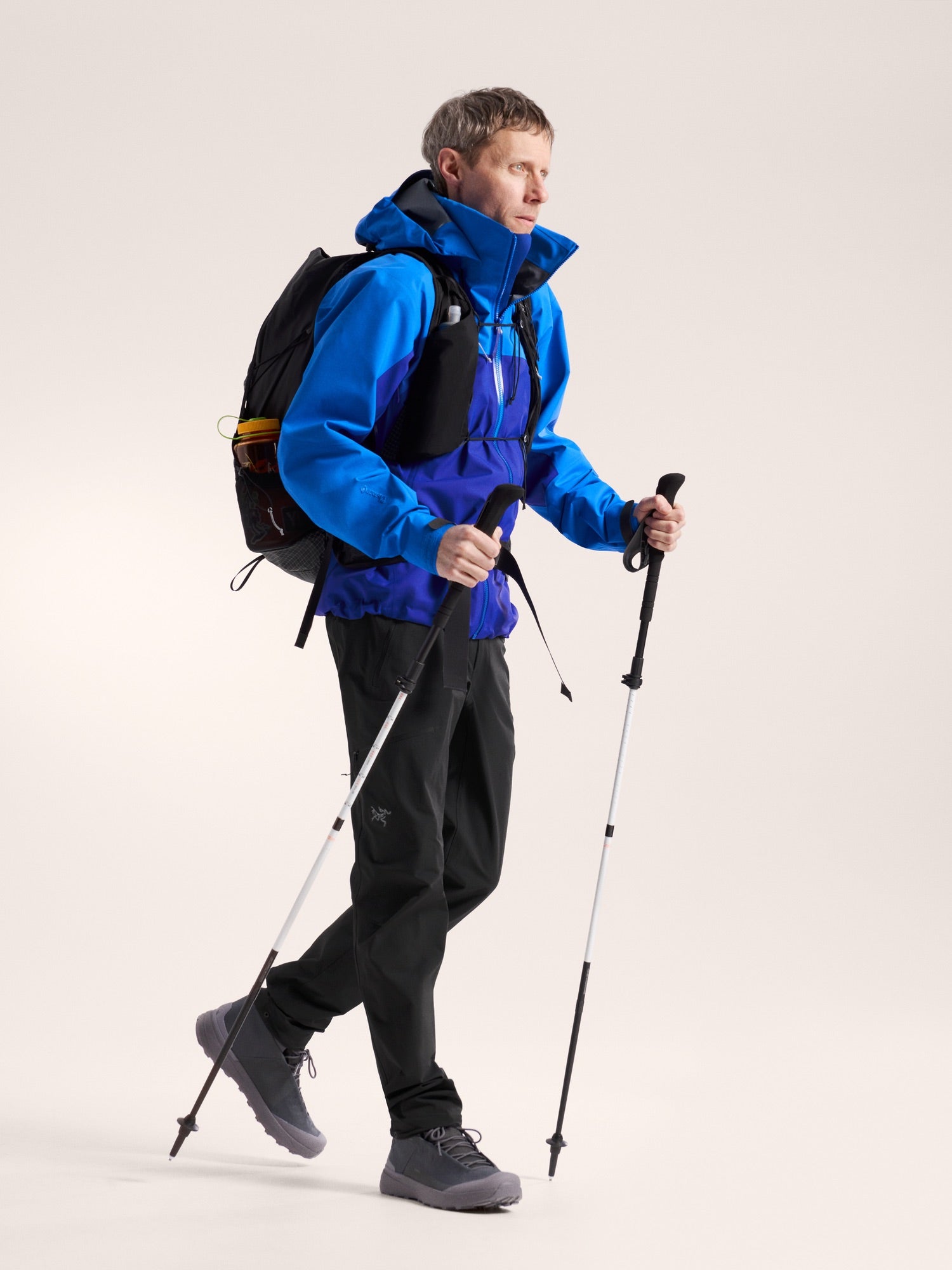 Beta AR Jacket 防水硬殼外套 男款