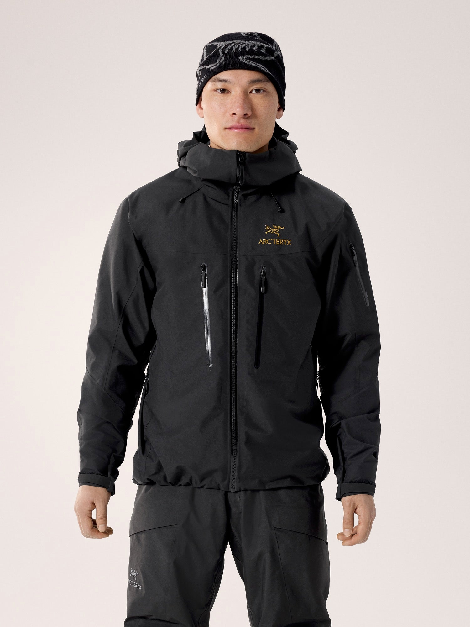 Alpha SV Jacket 防水硬殼外套 男款