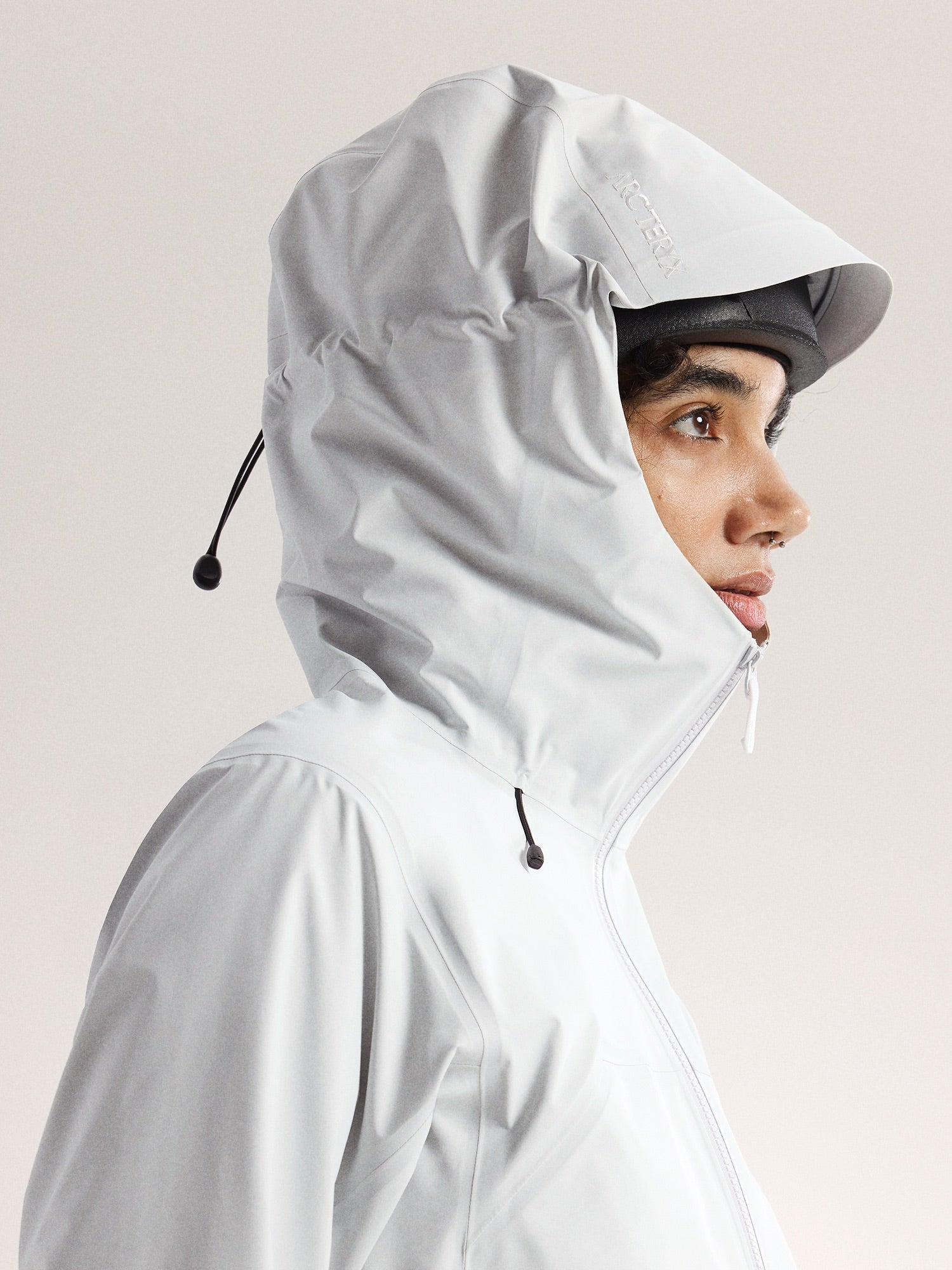 Beta SL Jacket 防水硬殼外套 女款