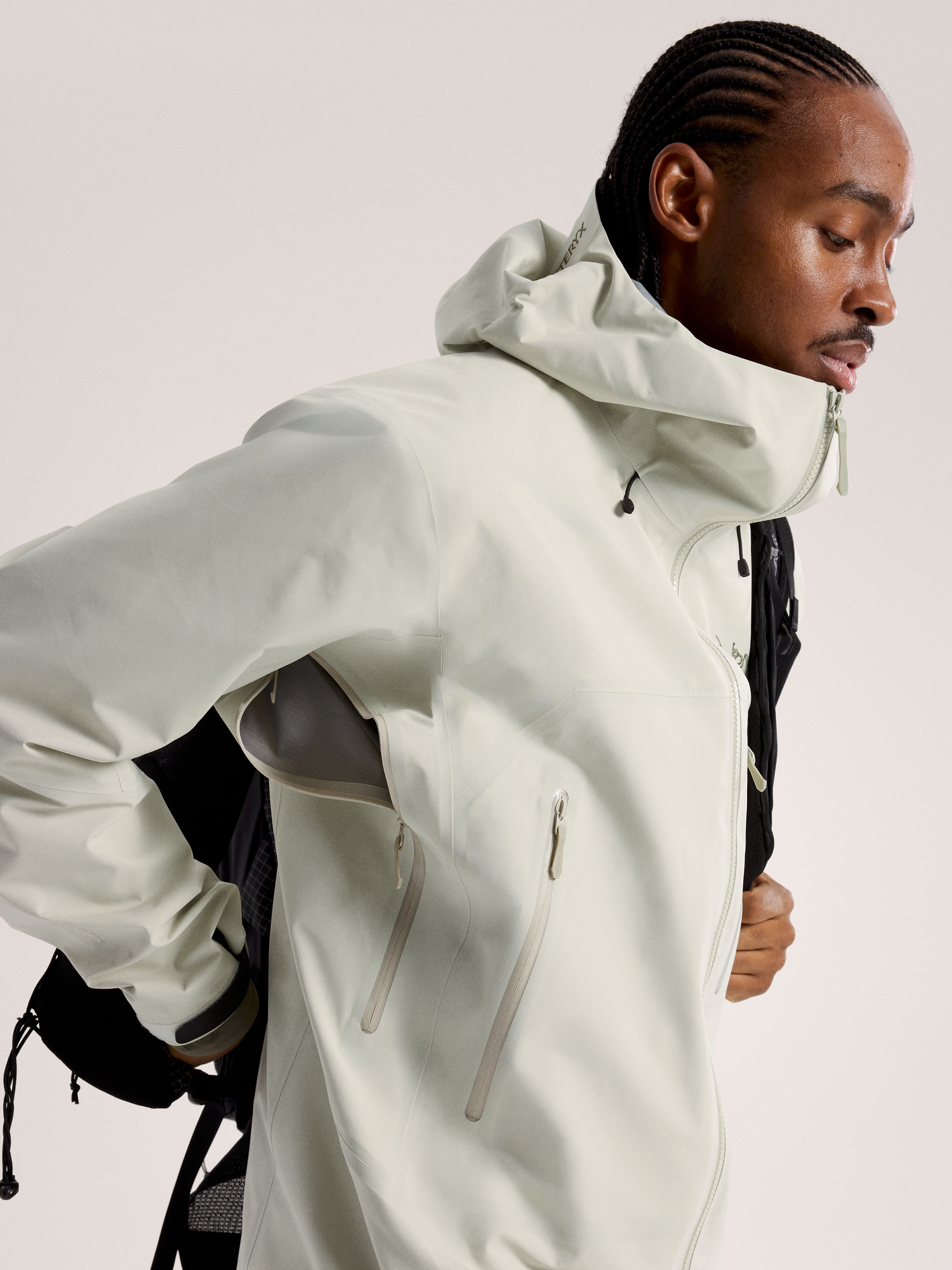 Beta SV Jacket 防水硬殼外套 男款