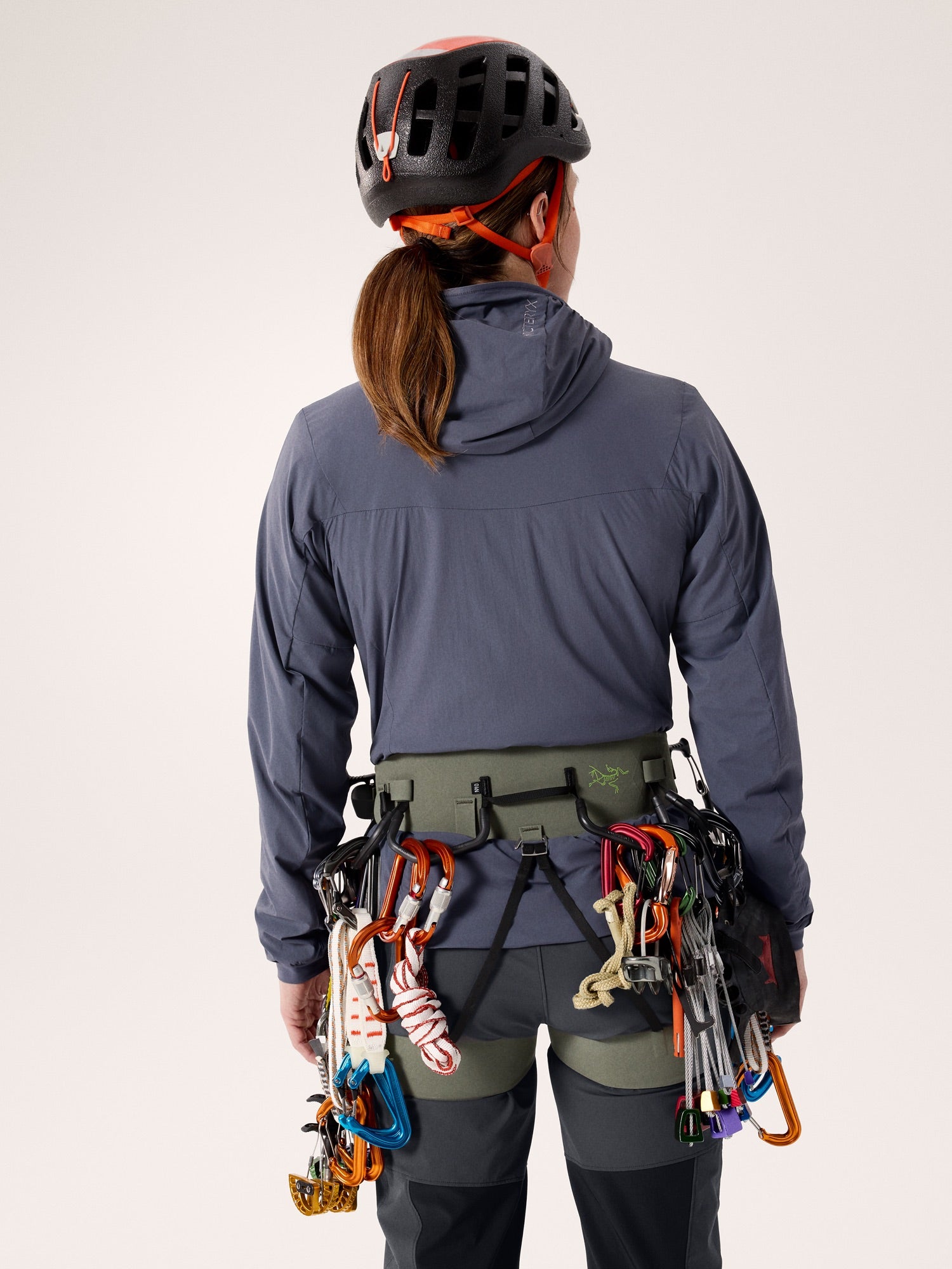 AR-385a Harness W 攀登安全帶 女款