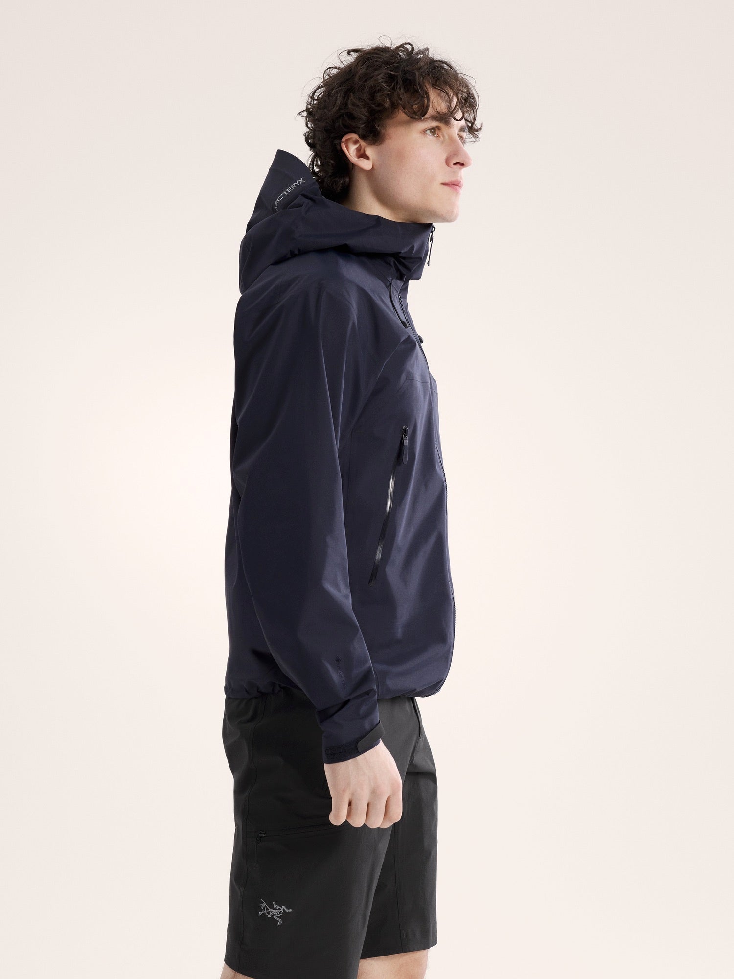 Beta SL Jacket 防水硬殼外套 男款