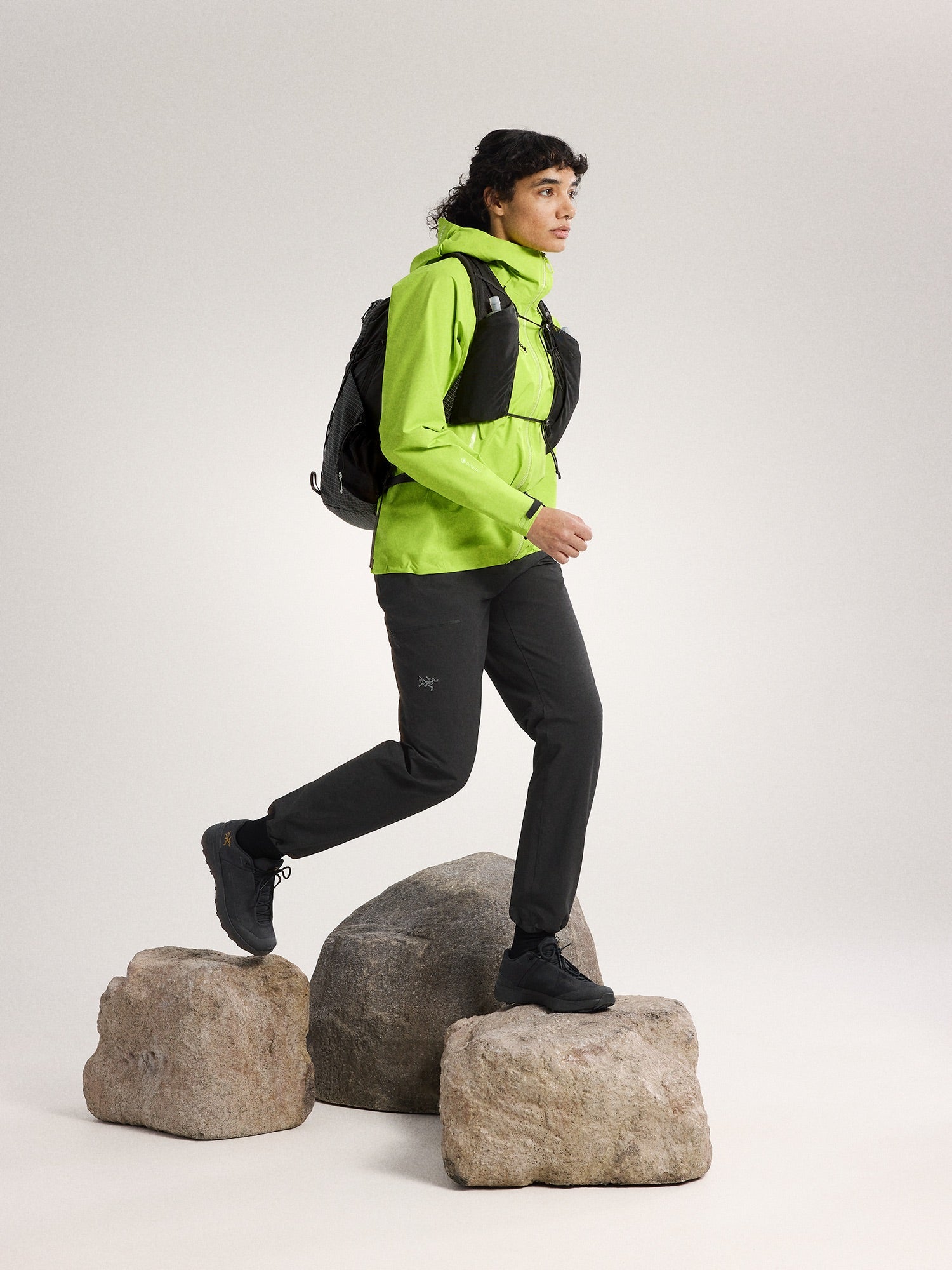Beta SL Jacket 防水硬殼外套 女款