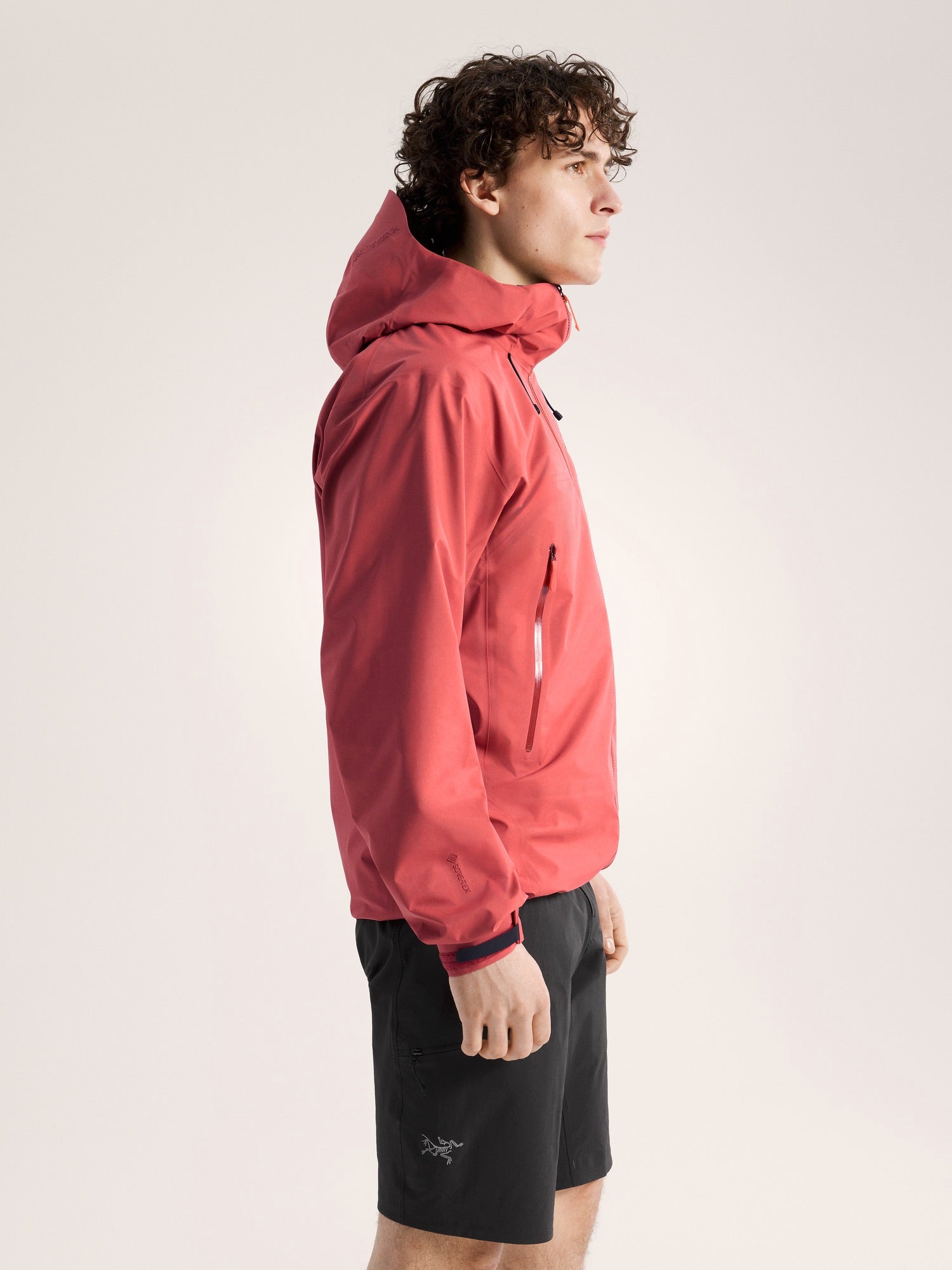 Beta SL Jacket 防水硬殼外套 男款